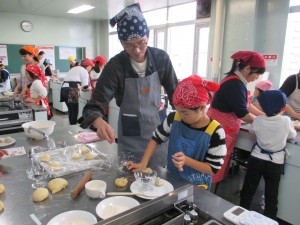 親子パン教室 (15)