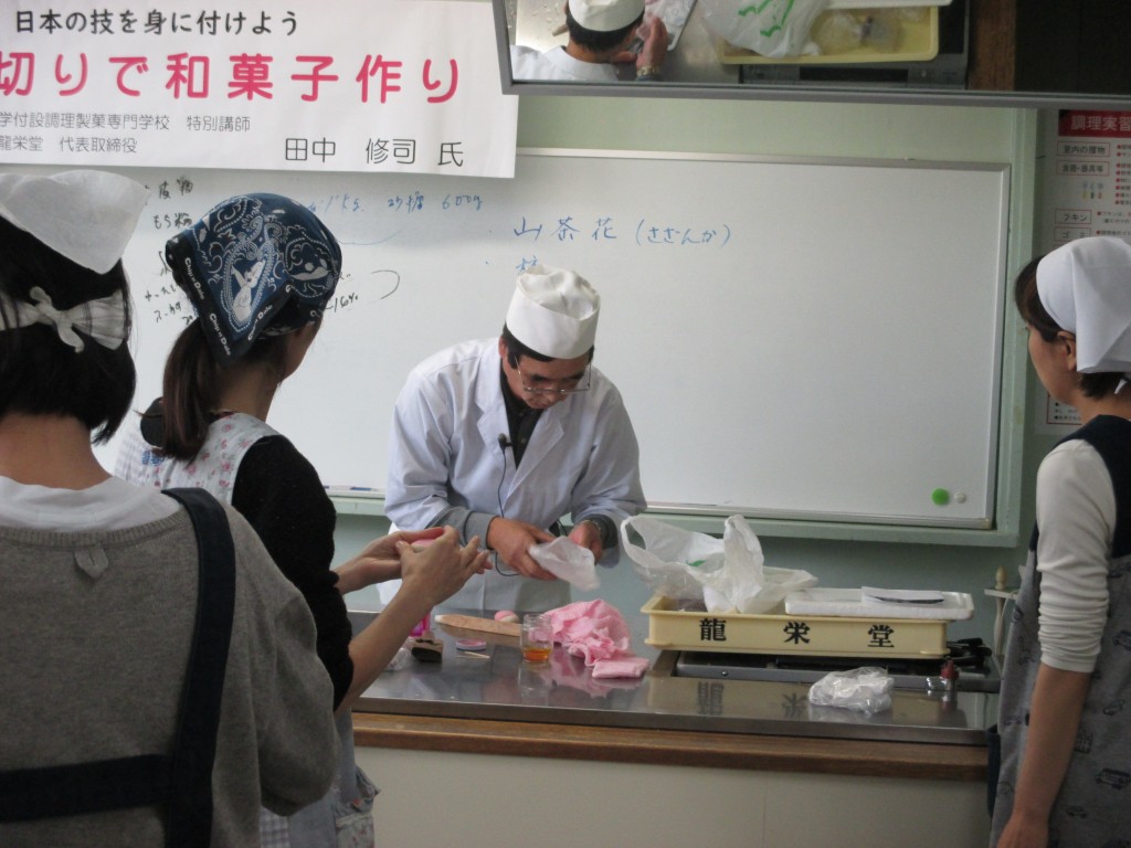 練り切りで和菓子作り (5)