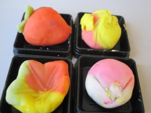 練り切りで和菓子作り (1)